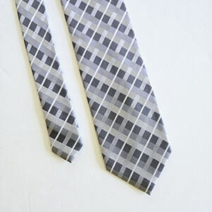 Van Heusen Silk Tie Gray Plaid Geometric Classic Retro Hand Made Stain Resistant